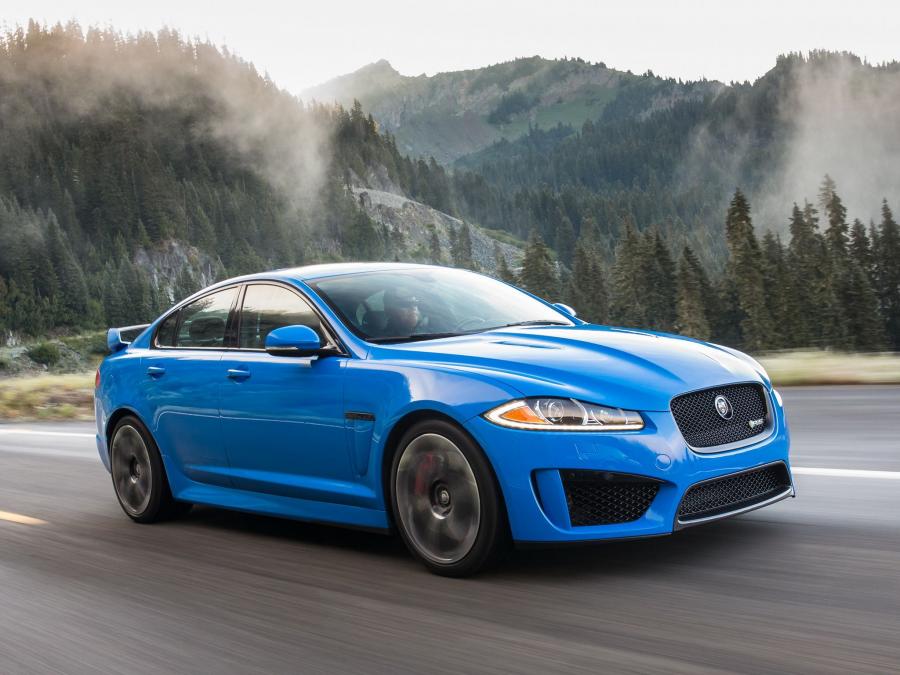  Jaguar XFR-S 2013 года  (US) (фото 8 из 16)